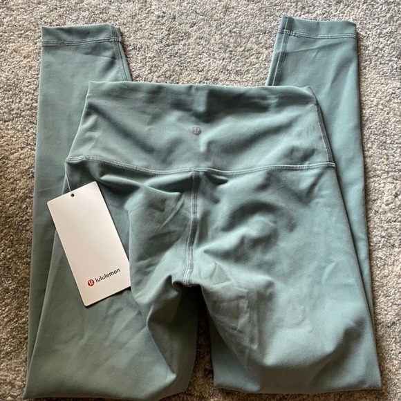 NEW - Lululemon Wunder Train High-Rise Tight 25" - Picture 5 of 5